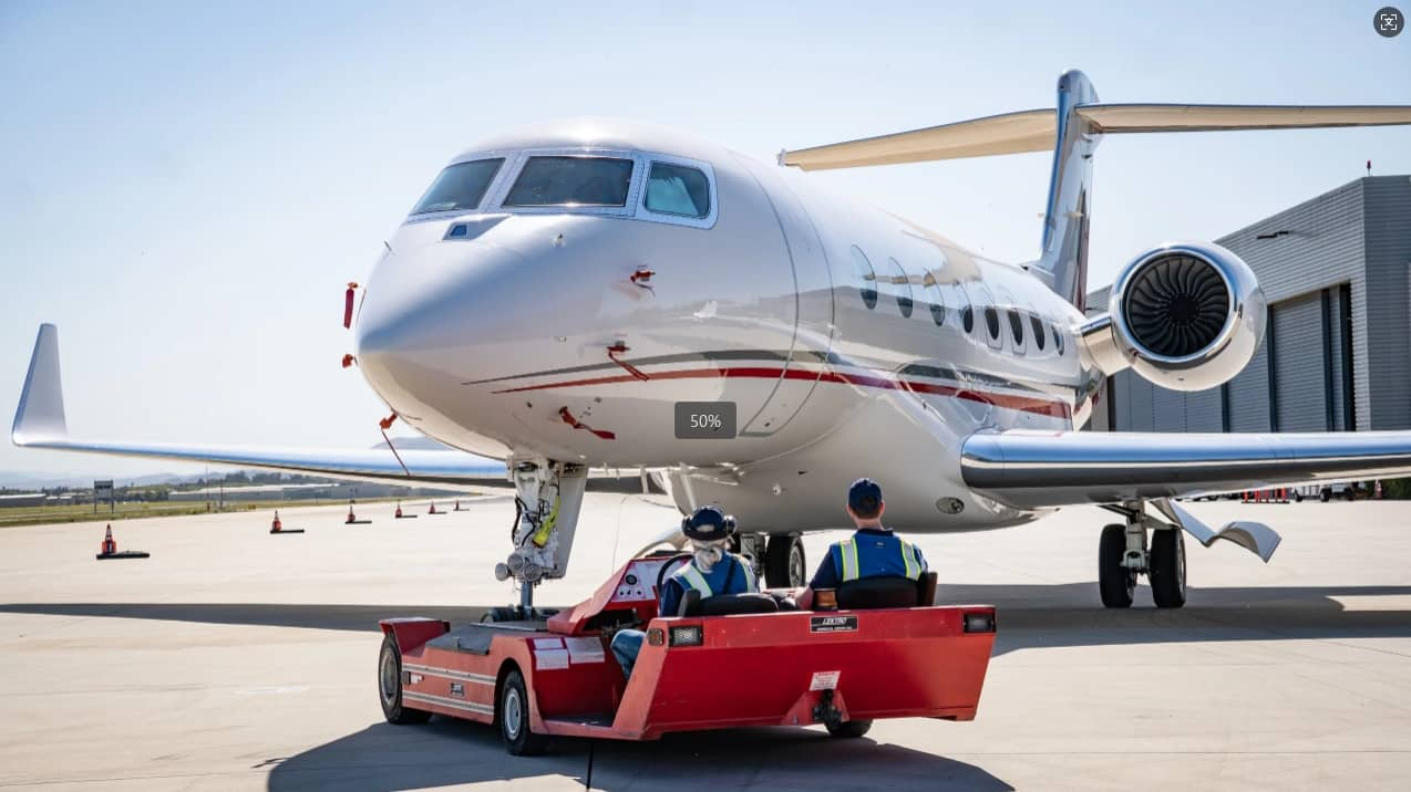 Sky Tracking: Forbedring av flyvedlikehold og reservedelshåndtering med RFID