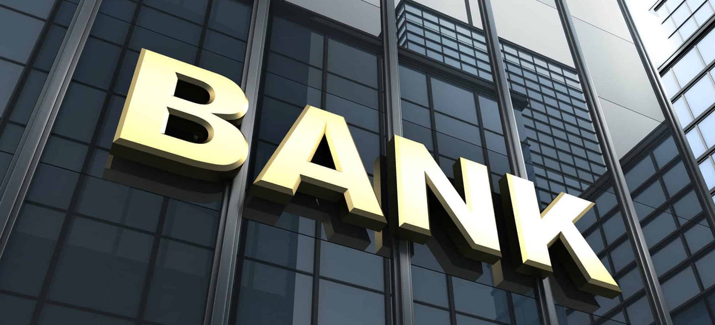 Intelligent lagerstyringssystem for banker basert på RFID-teknologi