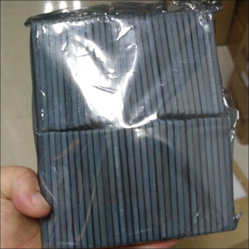 UHF FR-4 metallmerkelapp 70*20MM